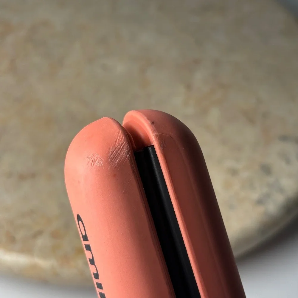 Amika Hair Straightener AM5570 Peach Coral Ceramic Flat‎ Iron 140-450F